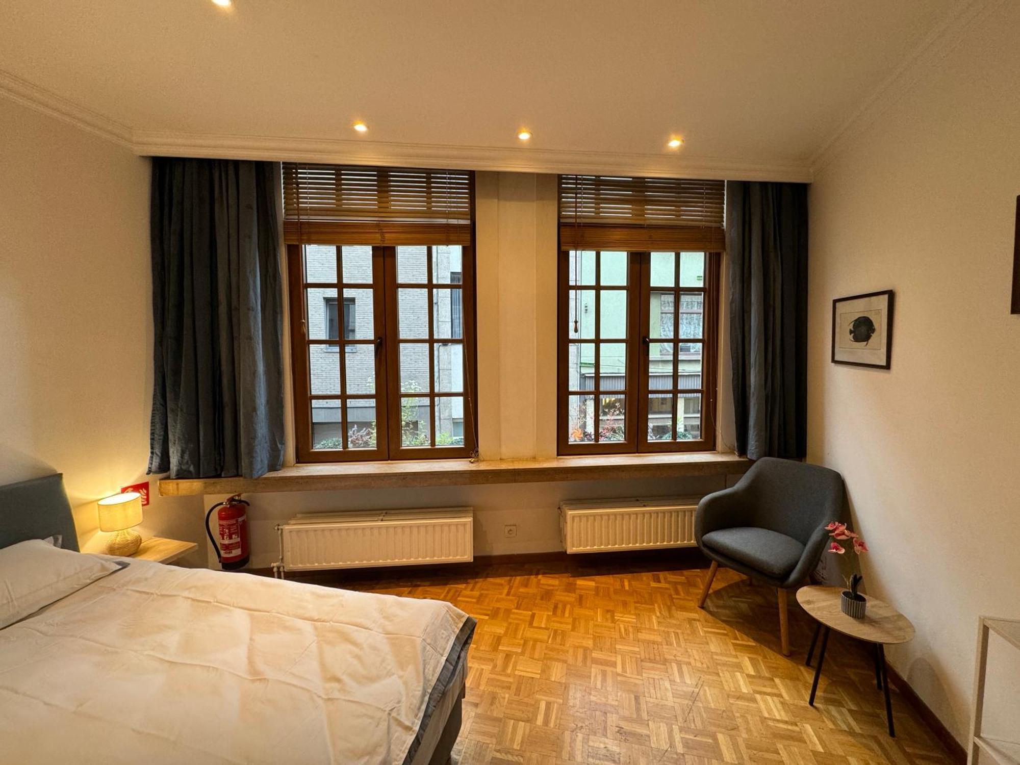 Two Bedroom Loft In The City Center By The Meir Антверпен Экстерьер фото